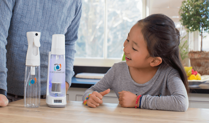 Best Non Toxic All-Purpose Cleaner and Deodorizer - Force of Nature review | No toxins, chemicals, dyes or fragrances | How to make a DIY household cleaner with 3 simple ingredients: water, salt and vinegar | All natural cleaner as powerful as bleach!